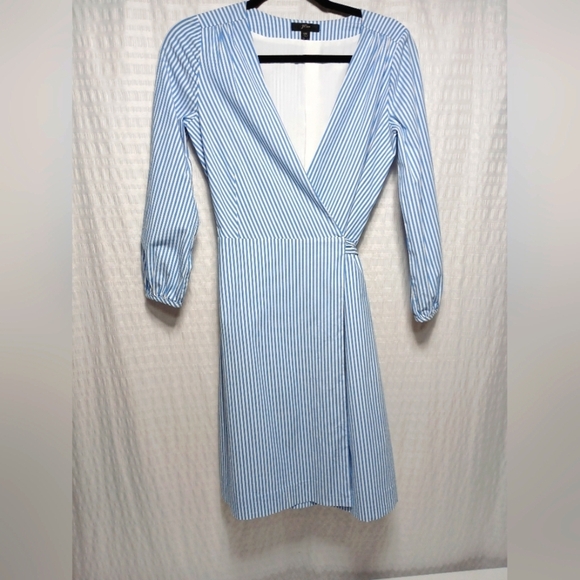 J.Crew Ladies Best Selling Cotton Lined Wrap Around Dress. Size 00. - Picture 3 of 9